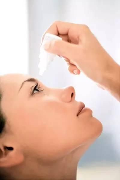 十大毀眼行為，你中招了嗎？