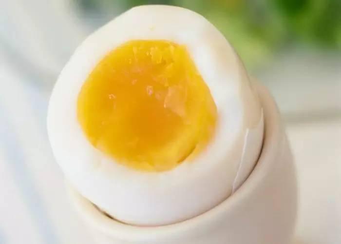 眼睛易疲勞？六種食物為您撐起保護(hù)傘！