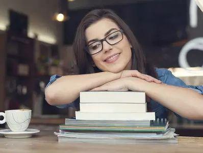 戴眼鏡會(huì)不會(huì)反而加深近視？遠(yuǎn)離近視注意四大細(xì)節(jié)!