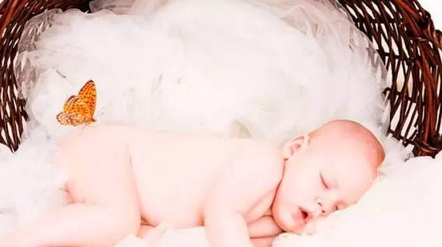 寶寶睡覺總是不安份怎么辦？