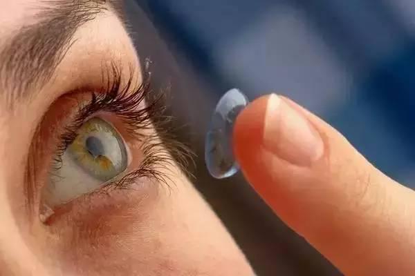 散光戴隱形眼鏡有用嗎? 散光戴隱形眼鏡有用嗎?