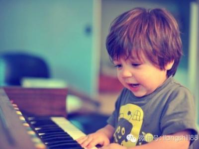 學(xué)齡前父母如何幫助寶寶保護(hù)視力？