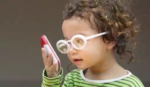 近視前的八個征兆，你必須知道的事兒