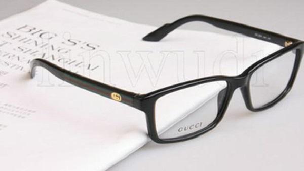 眼睛高度近視怎么自然恢復