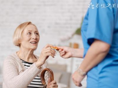 胃脹按什么穴位好