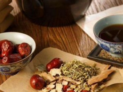 敷中藥面膜后排毒現(xiàn)象