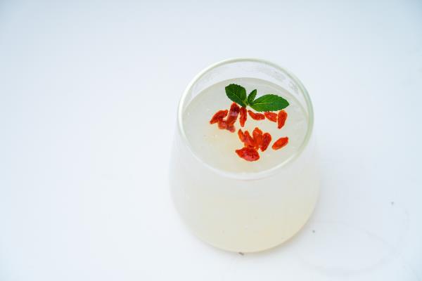 女人吃燕窩多久能見效？女人吃燕窩的最佳年齡