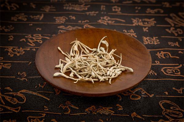 吃綠豆對肝臟有什么好處?綠豆湯能治慢性肝病嗎-易網(wǎng)<a href=http://m.henggaotouzi.com/ target=_blank class=infotextkey>健康養(yǎng)生</a>網(wǎng) 吃綠豆對肝臟有什么好處?綠豆湯能治慢性肝病嗎