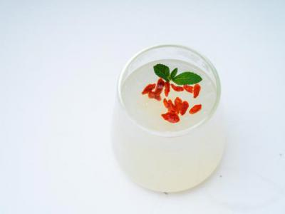 女人吃燕窩多久能見效？女人吃燕窩的最佳年齡