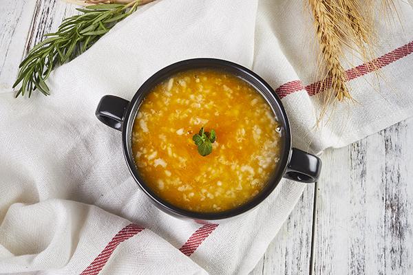 銀耳配什么熬粥比較好（銀耳熬粥的最佳搭配）