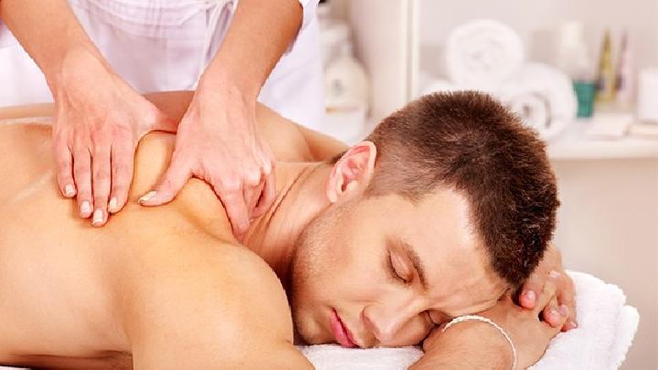 男性如何通過按摩提升性能力 這穴位古今都作為保健的要穴