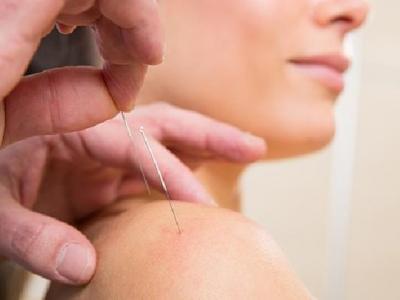 近視容易引起哪些眼病 中醫(yī)針灸治療近視眼療法介紹
