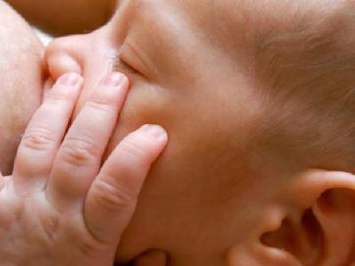寶寶健脾胃怎么推拿好 3種推拿手法有益寶寶健脾胃