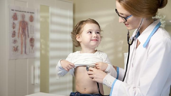 寶寶做腳部按摩需要準備什么？給寶寶做腳部按摩需注意5點