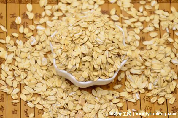 中醫(yī)為什么不建議燕麥片,傷脾胃/易上火(3種人不宜吃)-易網(wǎng)健康<a href=http://m.henggaotouzi.com/jkys/ target=_blank class=infotextkey>養(yǎng)生</a>網(wǎng) 中醫(yī)為什么不建議燕麥片,傷脾胃/易上火(3種人不宜吃)