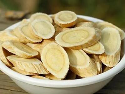 吃黃芪一年心衰好了怎么回事，強心保肝治愈輕度心衰