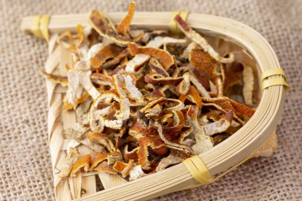 陳皮是什么水果的皮-易網(wǎng)<a href=http://m.henggaotouzi.com/ target=_blank class=infotextkey>健康養(yǎng)生</a>網(wǎng) 陳皮是什么水果的皮